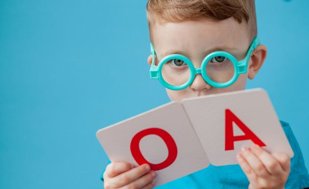 Во сколько лет ребенок должен знать алфавит?